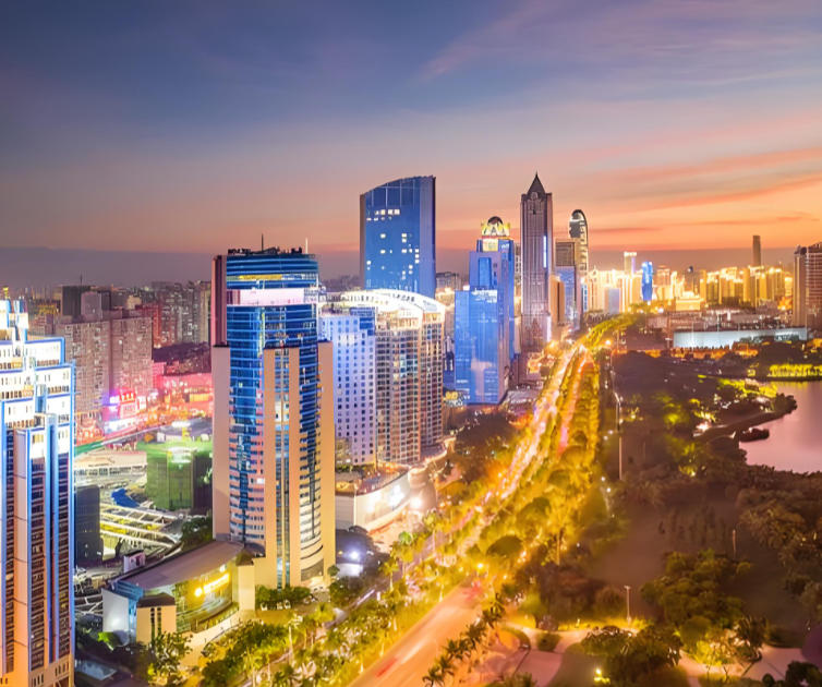 Hainan Four-Day Tour · A Slow Journey Through the Coconut City Alone